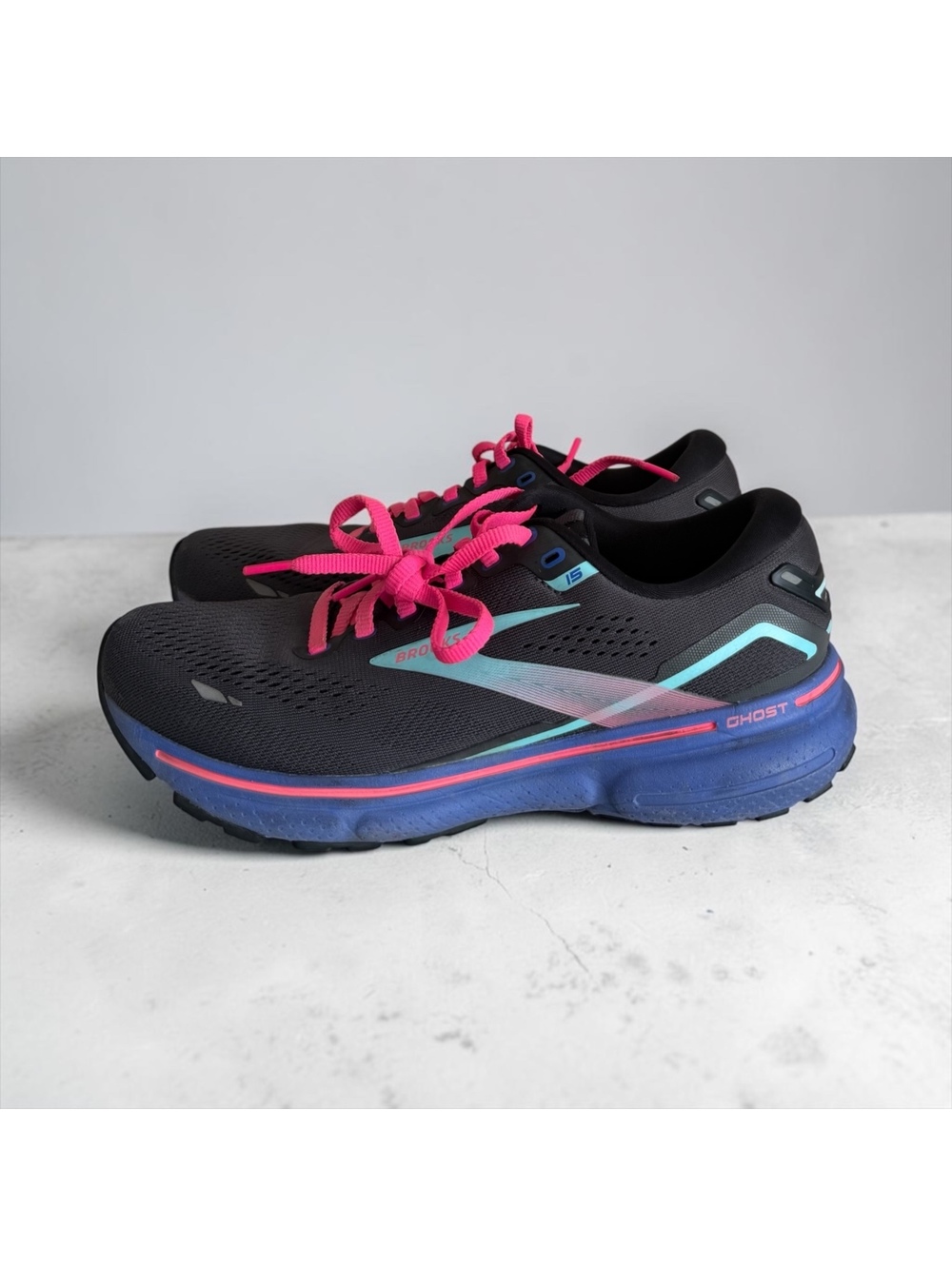 Brooks Ghost 15 Women’s Running Shoes Size 8.5 B - Black/Aruba/Pink